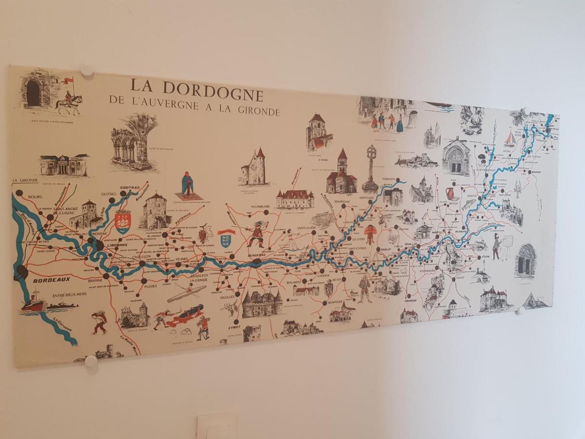 10 - Joli Studio Avec Deux Lits, Tout Equipe Pour 1, 2 Ou 3 Personnes Maximum, Vue Sur Parc Arbore, Parking Privatif Gratuit, Grand Fourgon Possible, Tout Le Linge De Maison Est Fourni Razac-sur-lʼIsle المظهر الخارجي الصورة