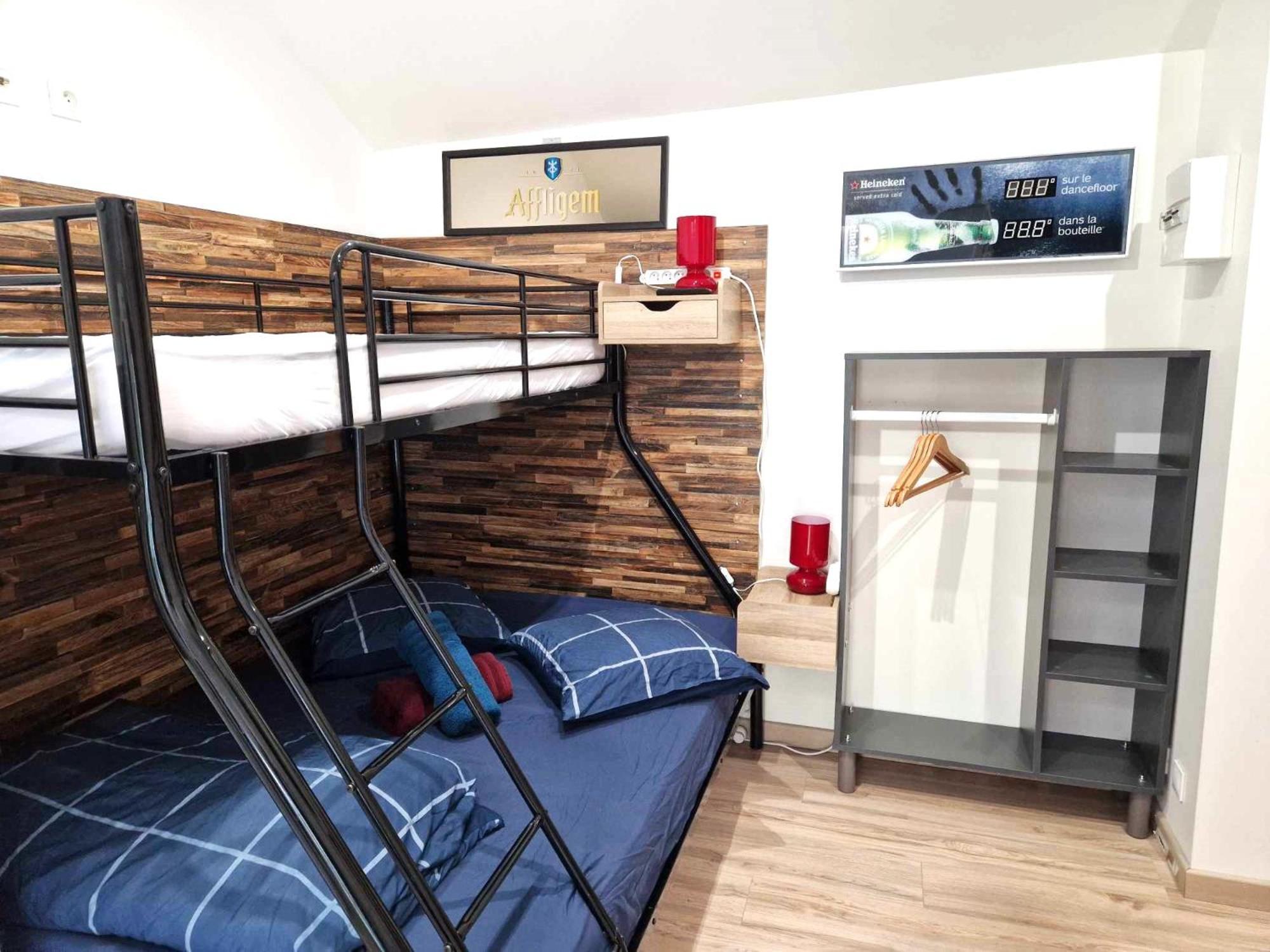 10 - Joli Studio Avec Deux Lits, Tout Equipe Pour 1, 2 Ou 3 Personnes Maximum, Vue Sur Parc Arbore, Parking Privatif Gratuit, Grand Fourgon Possible, Tout Le Linge De Maison Est Fourni Razac-sur-lʼIsle المظهر الخارجي الصورة